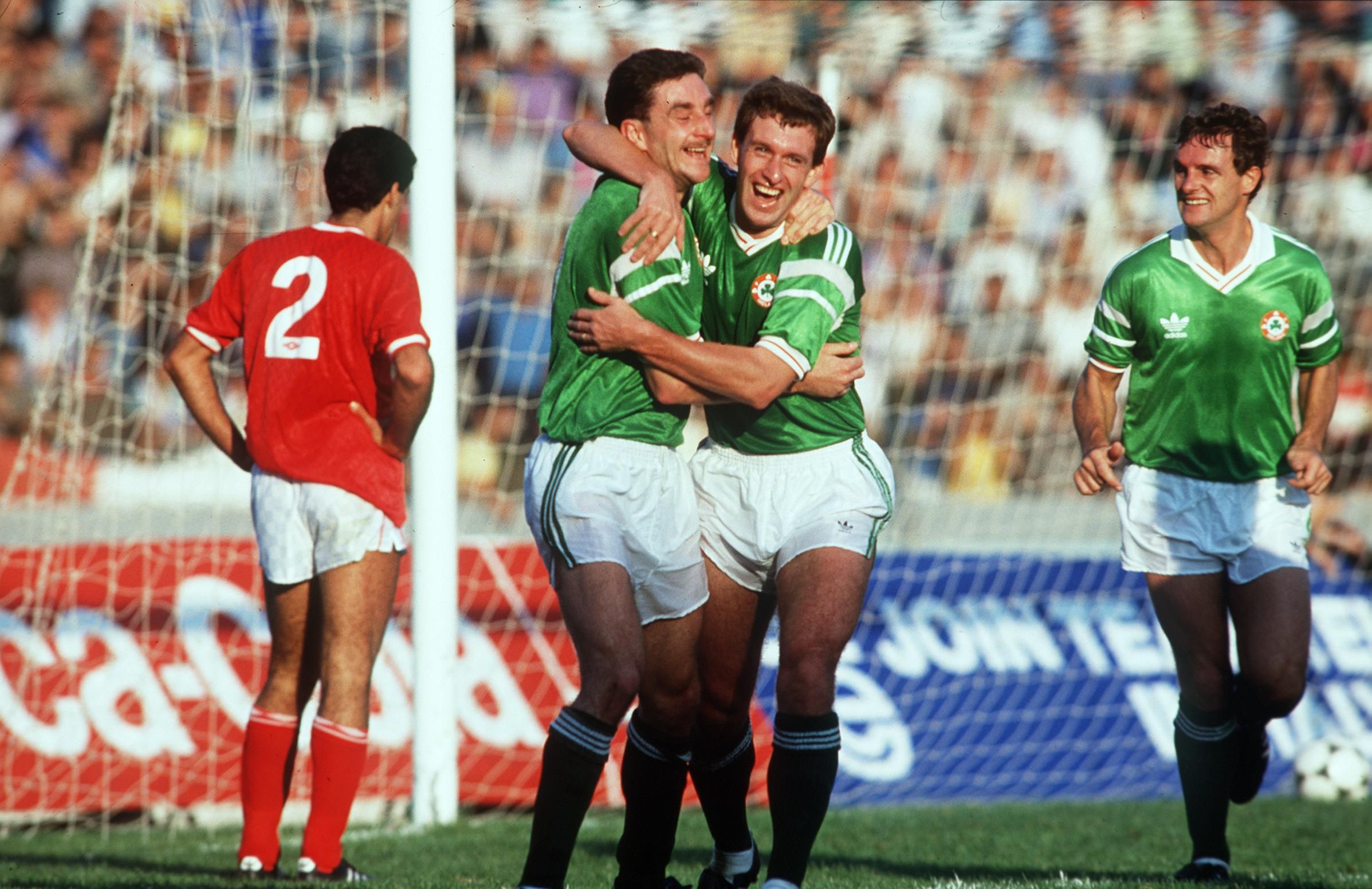 Malta vs Republic of Ireland  15/11/1989
John Aldridge and Kevin Sheedy celebrate goal
©INPHO/Billy Stickland
