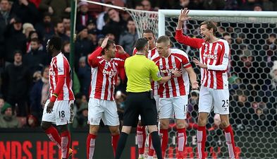 Vines: Manchester United get lucky after Stoke City denied stonewall penalty