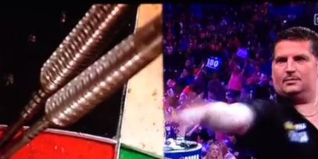 Vine: Gary Anderson comes back in style from the most unlucky shot in Darts history