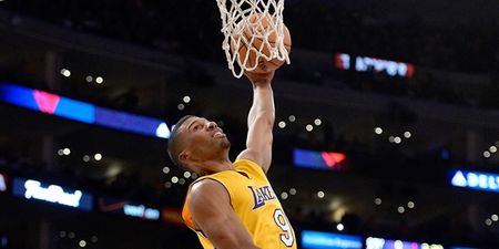 VINE: Lakers guard stakes early, scary claim for worst dunk miss of 2015