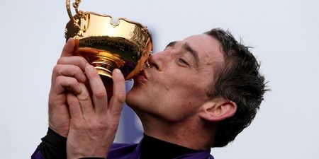 35 horses entered in the Cheltenham Gold Cup, including the last two winners