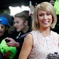 Finally! Stephanie Roche gets new CR7 boots to match her FIFA gúna