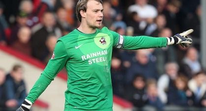 Two Scunthorpe goalkeepers suffer broken arms in first-half