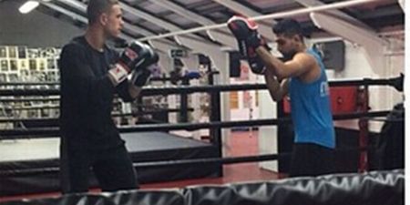 PIC: Jordan Henderson’s boosting his tough guy image by sparring with Amir Khan