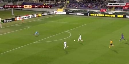 WATCH: Spurs go through two-on-one with the ‘keeper but Roberto Soldado pulls a Soldado