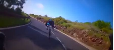 VIDEO: Chris Froome records teammate attempting absolutely mental Superman move at high speed