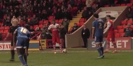 VIDEO: Charlton broke out some world class time wasting against Nottingham Forest