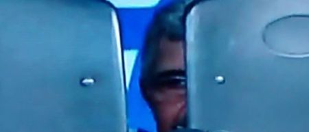 VINE: Manager in Mexico responds with childish tactic after being sent to the stands