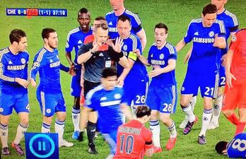 Jose Enrique has a pop at Chelsea’s players on Twitter after Zlatan red card