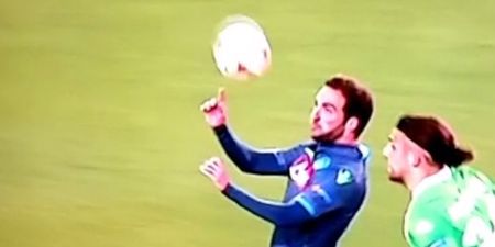 VINE: Gonzalo Higuain gets away with basketball-style control to score for Napoli