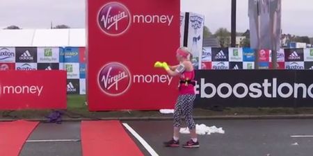 Video: London Marathon late arrival gets her own special send-off