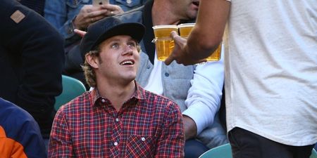 PIC: Niall Horan gate-crashed Chelsea’s title celebrations in London