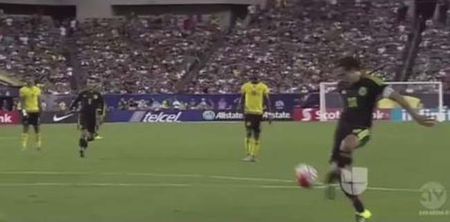 Video: Guardado caps off phenomenal Mexico team move with thunderbastard golazo