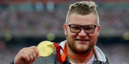World champion hammer thrower uses gold medal to pay for taxi