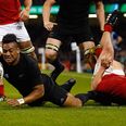 Julian Savea’s frighteningly bone-crunching power try scares the living Jaysus out of Twitter