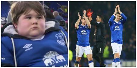 Video: Everton players and fans perform heartwarming gesture for young disabled fan