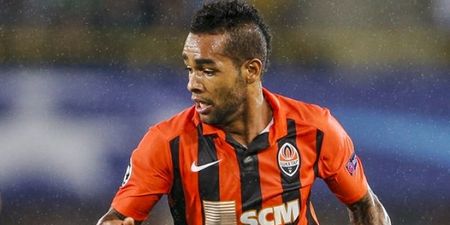Stunned Liverpool fans rage as Alex Teixeira agrees move to Chinese club