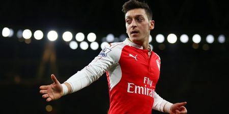 Mesut Ozil signs new Arsenal deal