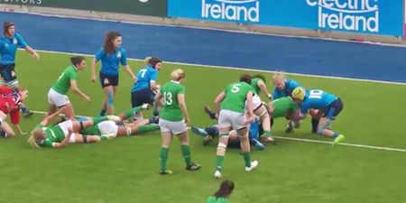 WATCH: Former Dublin GAA star Lindsay Peat rampages through four Italians to claim stunning Irish try