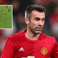 Keith Gillespie lands elbow on opponent in Manchester United charity game