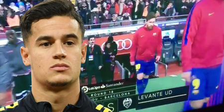 Greatest commentator in the world sings amazing Coutinho song live to Barcelona anthem