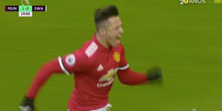 Manchester United fans loved Alexis Sanchez’s passionate celebration after breaking duck