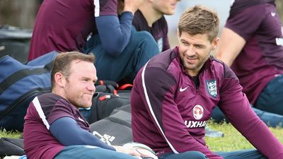 Steven Gerrard has offered Wayne Rooney some good advice on his playing future