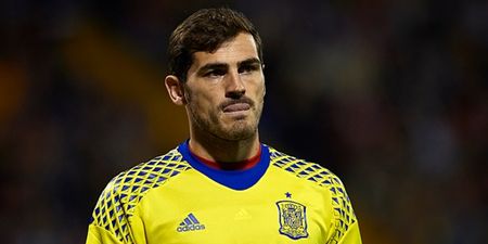 Iker Casillas makes compilation of the worst blunders of his career in support of Loris Karius