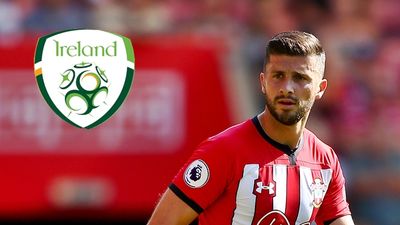 Shane Long forced off with injury ahead of Ireland’s game with Wales