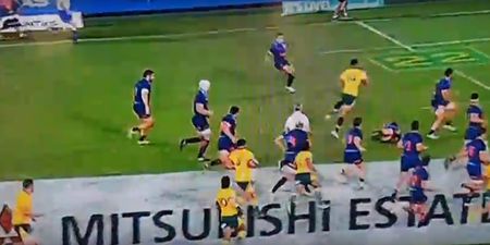 Israel Folau leaves a trail of Argentine defenders behind him to score ridiculous try