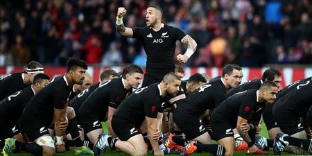 Fans not happy with English supporters singing during the Haka