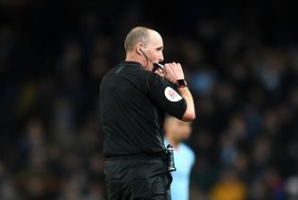 Mike Dean hid the match ball from Sergio Aguero because he is Mike Dean
