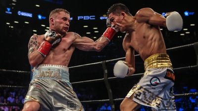 Carl Frampton on third Leo Santa Cruz fight: “The fucker won’t fight me!”